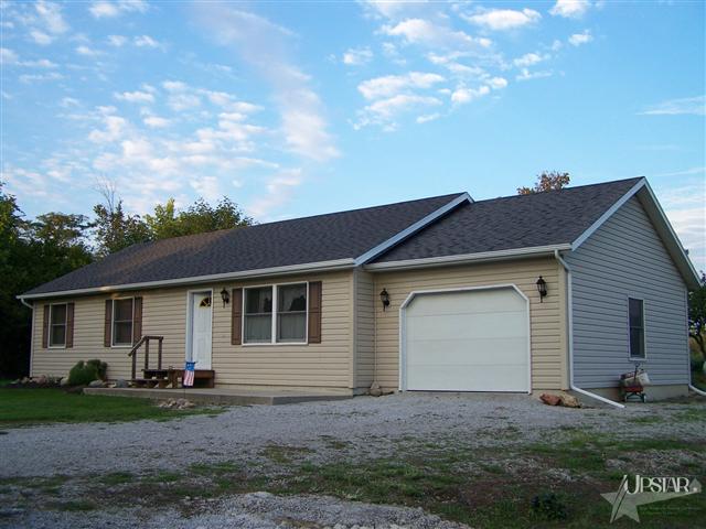 6055 Southeast Willow Road Warren, IN 46792 - Photo 1 of 8 Gallery Image 1