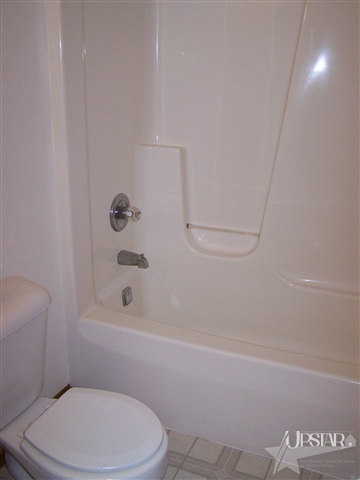 6055 Southeast Willow Road Warren, IN 46792 - Photo 7 of 8 Gallery Image 7