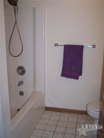 6055 Southeast Willow Road Warren, IN 46792 - Photo 8 of 8 Gallery Image 8
