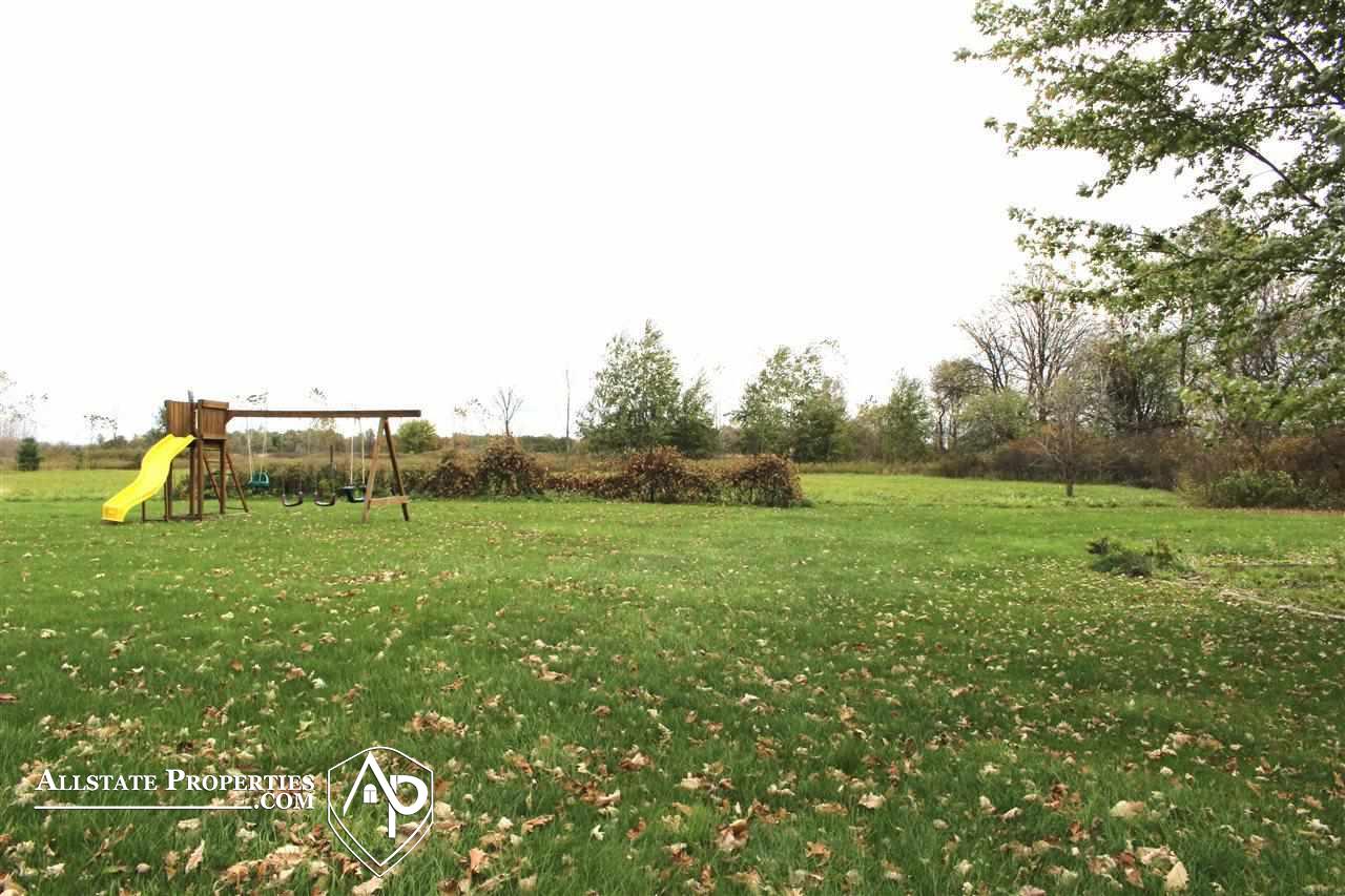 1146 Capac Road Allenton, MI 48002 - Photo 6 of 56