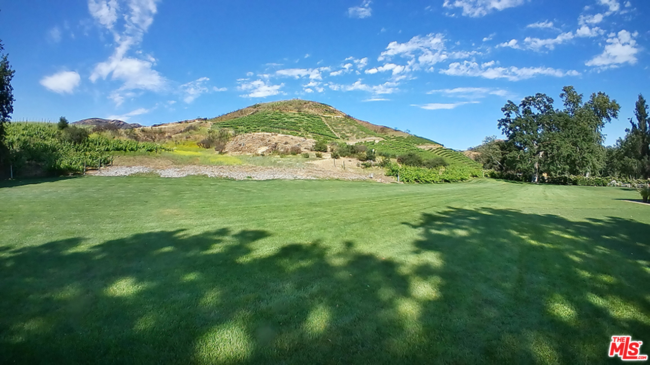 2714 Triunfo Canyon Road Agoura Hills, CA 91301 - Photo 11 of 29