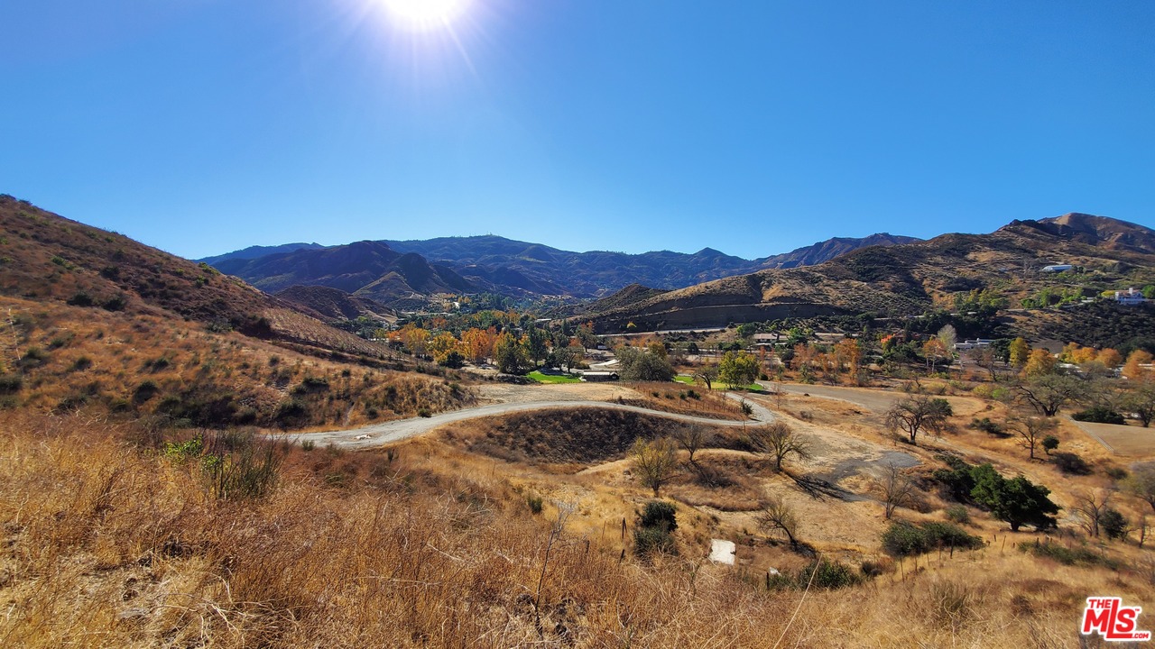 2714 Triunfo Canyon Road Agoura Hills, CA 91301 - Photo 17 of 29