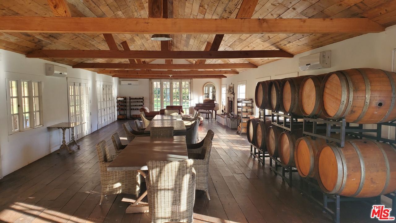 2714 Triunfo Canyon Road Agoura Hills, CA 91301 - Photo 18 of 29