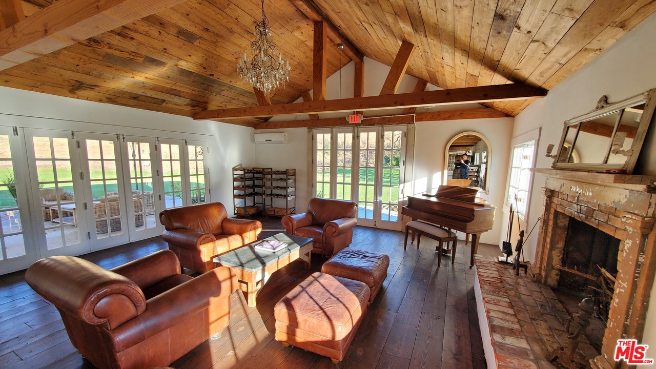 2714 Triunfo Canyon Road Agoura Hills, CA 91301 - Photo 21 of 29