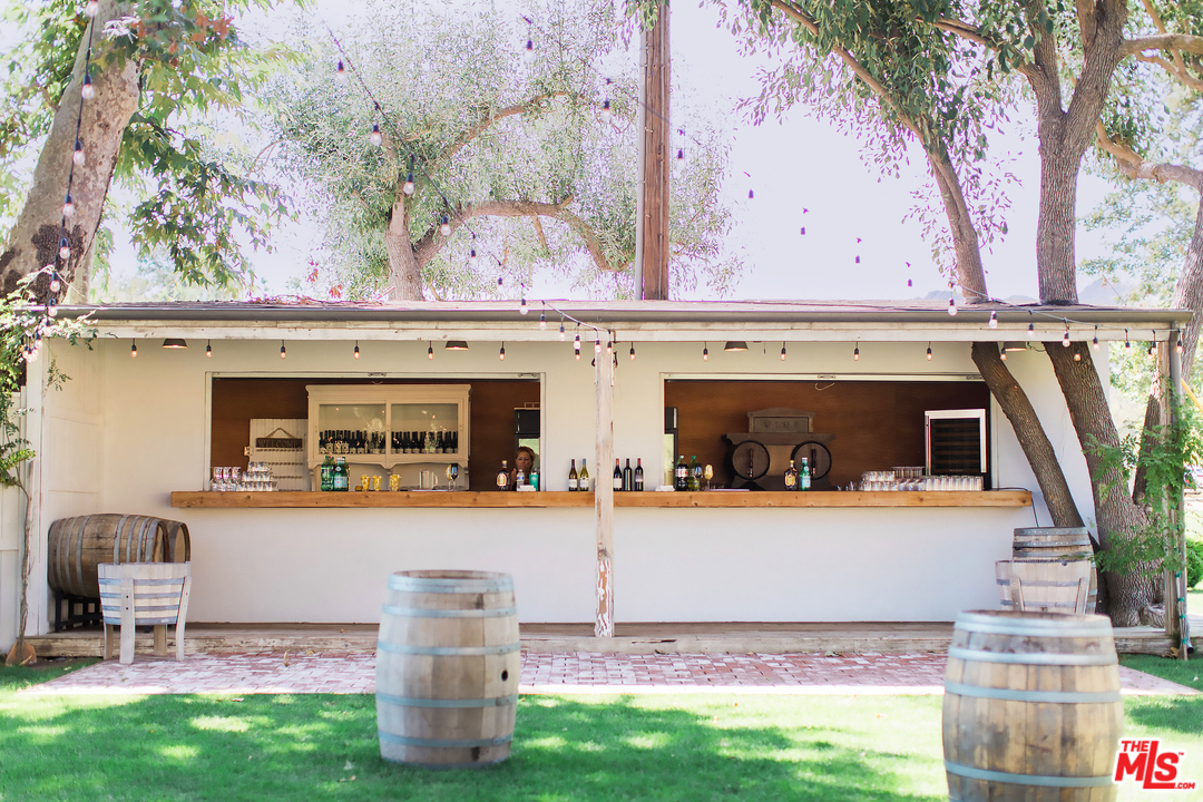 2714 Triunfo Canyon Road Agoura Hills, CA 91301 - Photo 9 of 29