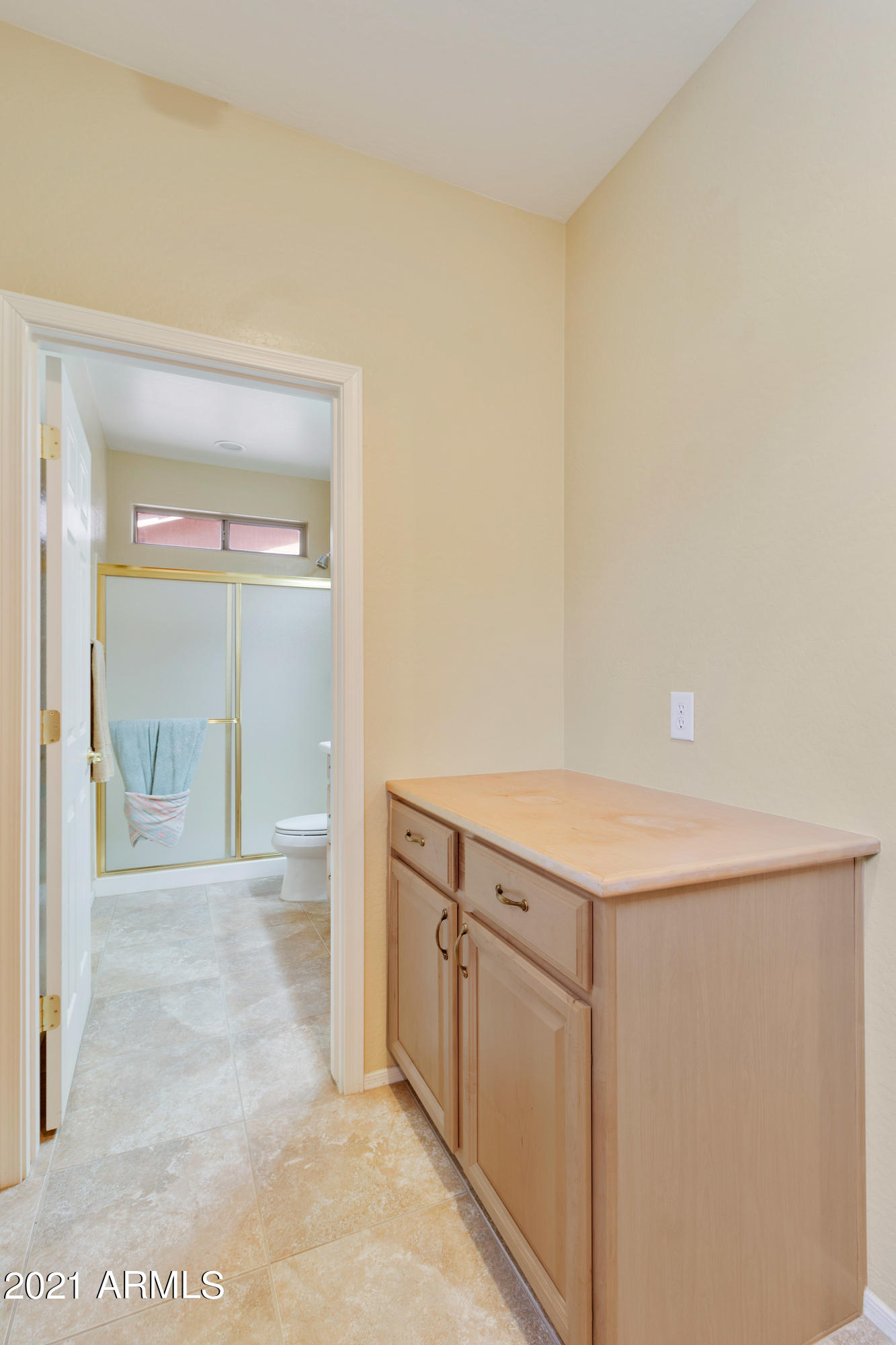 42504 Abbey Road Maricopa, AZ 85138 - Photo 26 of 58 Bathroom