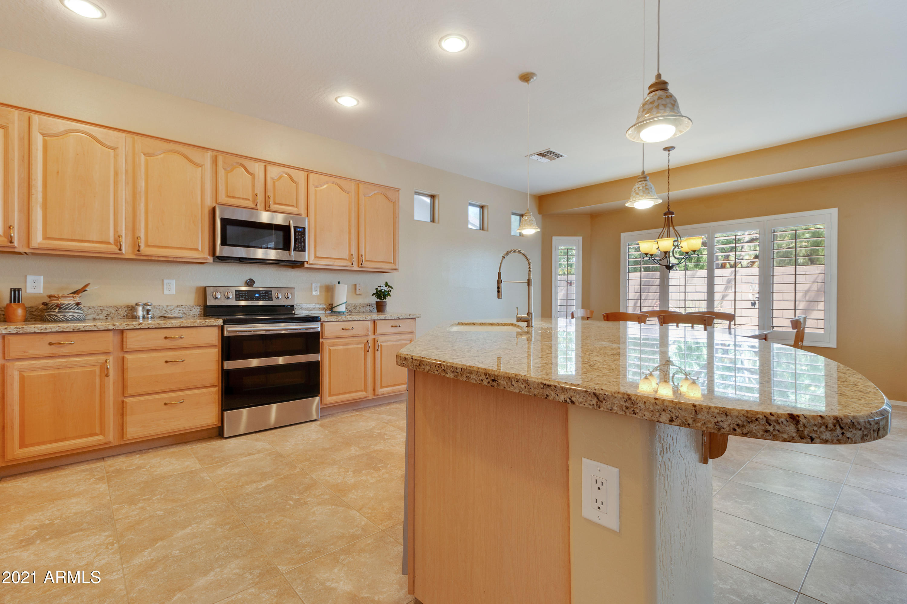 42504 Abbey Road Maricopa, AZ 85138 - Photo 6 of 58 Kitchen