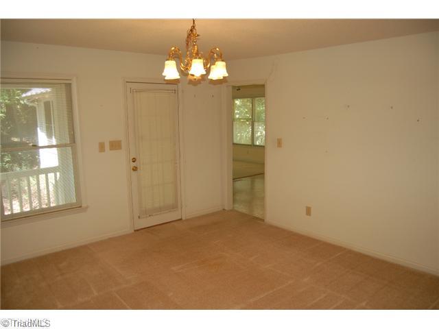 7600 Wallingford Road Greensboro, NC 27409 - Photo 11 of 14 Dining Room.