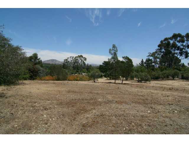 3-rd Lot On Righ 3-rd Rancho Santa Fe, CA 92067 - Photo 5 of 13 A clean palette for you and your Architect to start with!