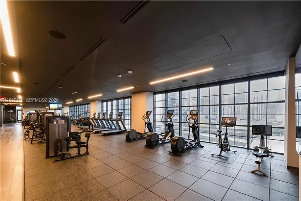 $2,680 | 159 Northeast 6th Street, Unit 3310, Miami, FL 33132