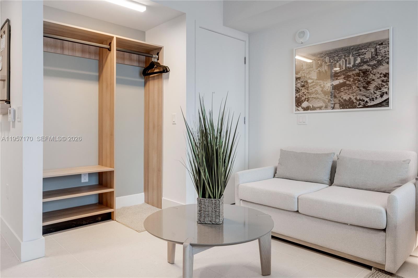 159 Northeast 6th Street, Unit 3310 Miami, FL 33132 - Photo 3 of 44