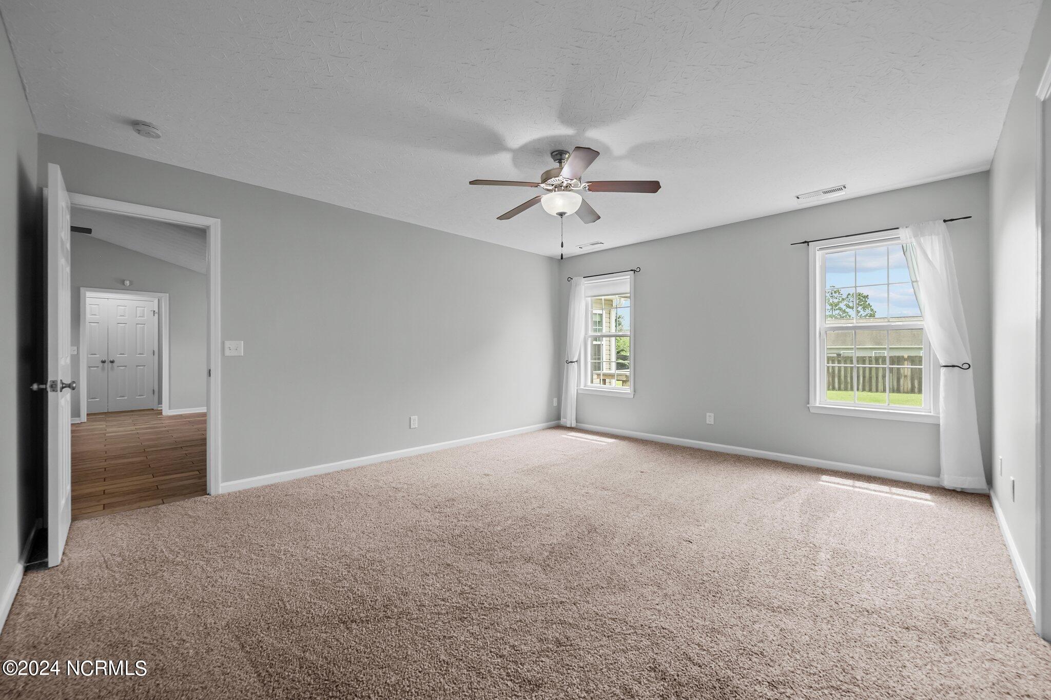 244 Red Carnation Drive Holly Ridge, NC 28445 - Photo 18 of 32 18-web-or-mls-_Z729182