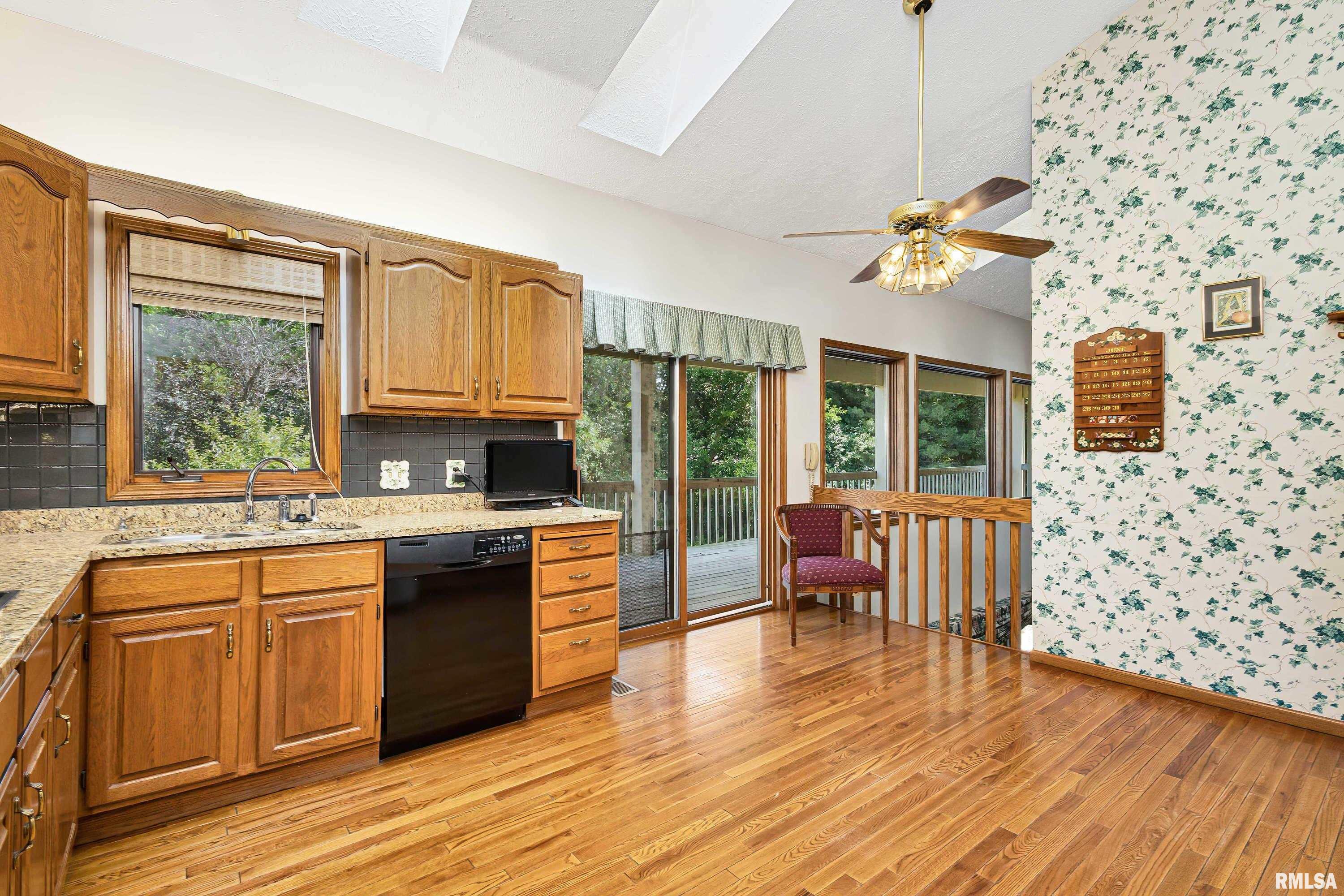 3035 Quail Ridge Road Bettendorf, IA 52722 - Photo 14 of 53 Gallery Image 14