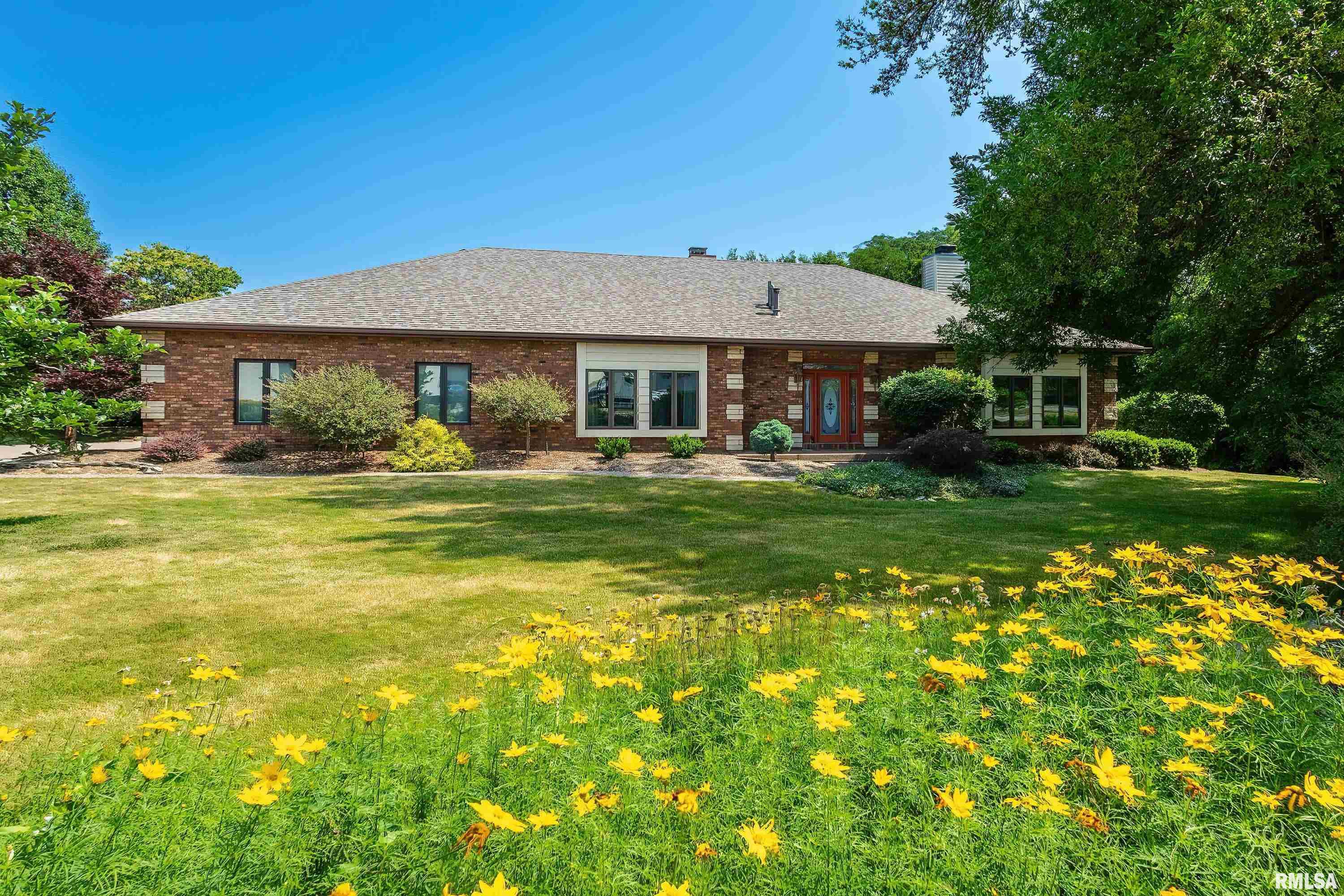 3035 Quail Ridge Road Bettendorf, IA 52722 - Photo 3 of 53 Gallery Image 3
