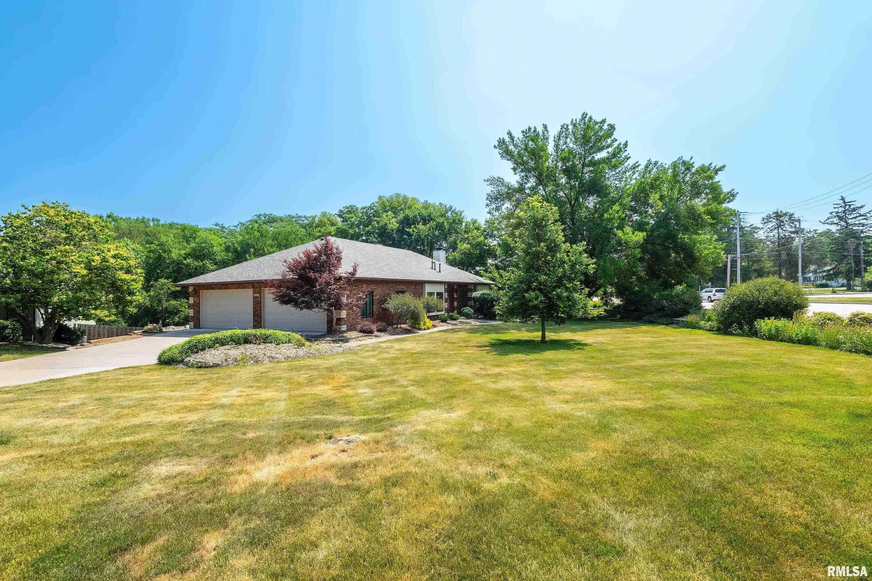 3035 Quail Ridge Road Bettendorf, IA 52722 - Photo 4 of 53 Gallery Image 4