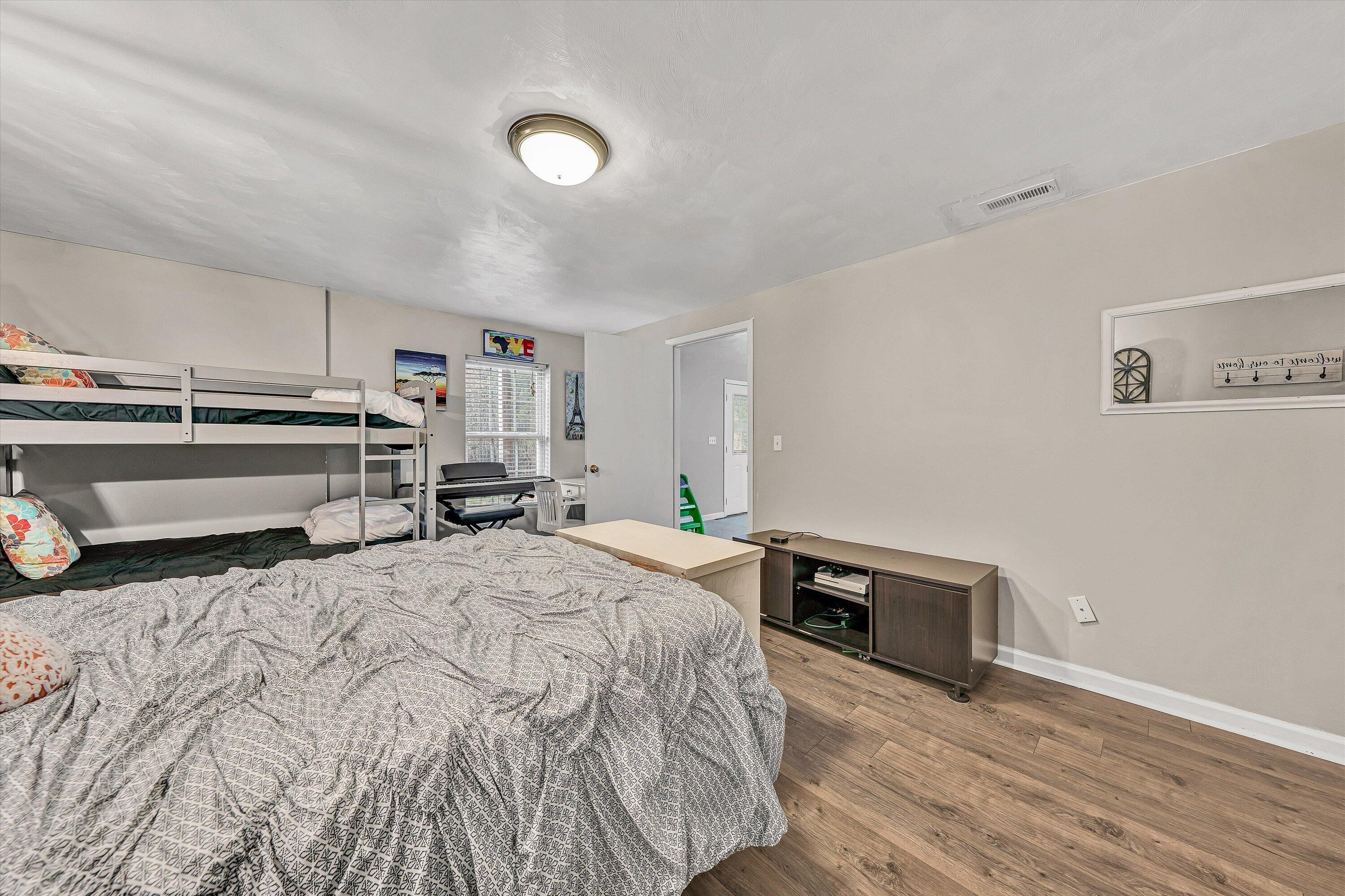 1328 Morewood Road Hardy, VA 24101 - Photo 26 of 34 26-DSC00061