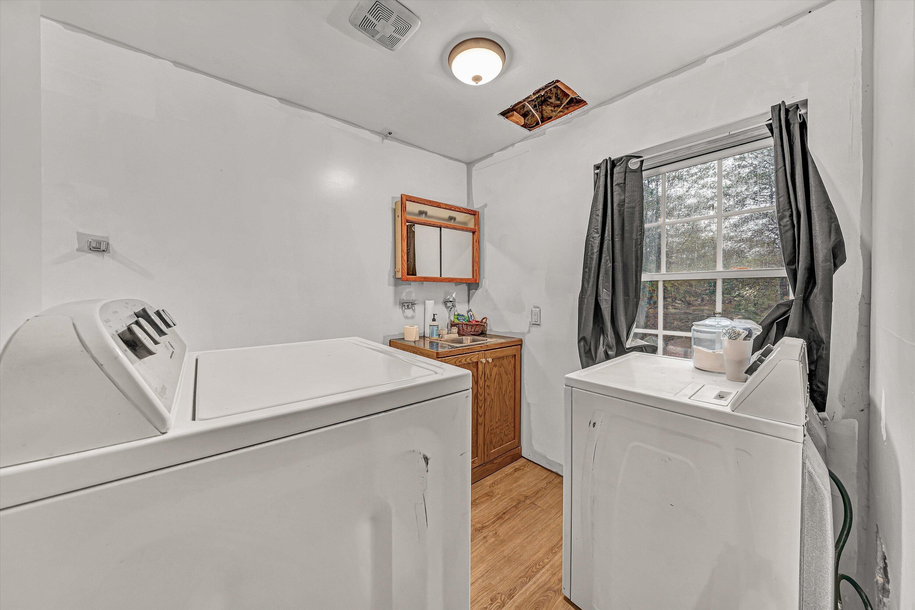 1328 Morewood Road Hardy, VA 24101 - Photo 27 of 34 27-DSC00064