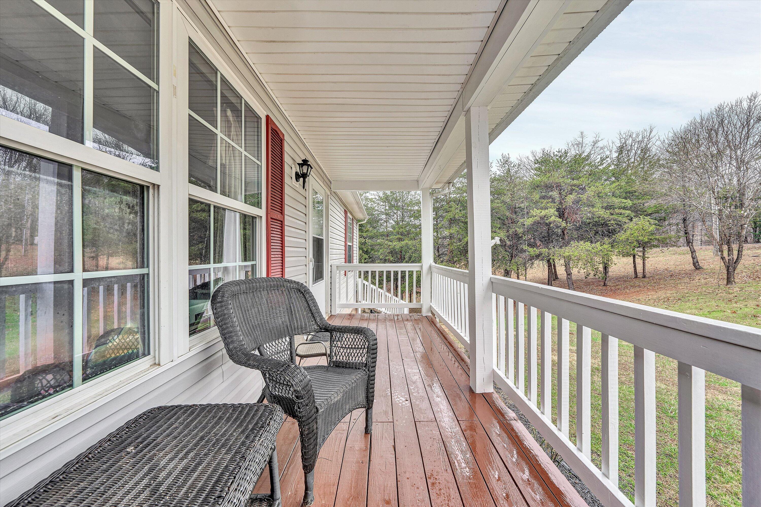 1328 Morewood Road Hardy, VA 24101 - Photo 4 of 34 03-DSC00088