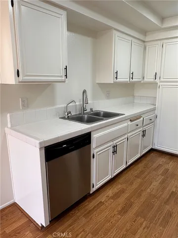 $3,000 | 957 South Landmark Lane, Anaheim, CA 92802