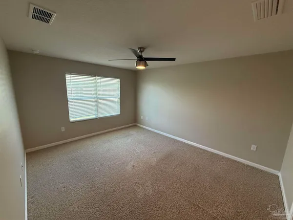 $2,020 | 4041 Whitetail Lane, Pensacola, FL 32526