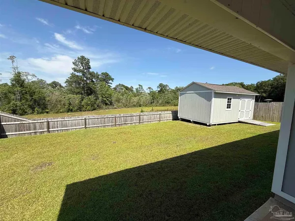 $2,020 | 4041 Whitetail Lane, Pensacola, FL 32526
