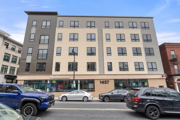 $3,195 | 1457 Tremont Street, Unit 210, Boston, MA 02120