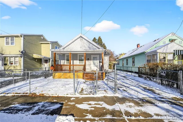 $124,900 | 204 Davis Street, Syracuse, NY 13204