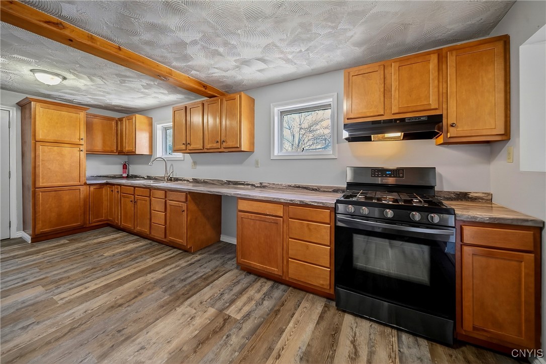 204 Davis Street Syracuse, NY 13204 - Photo 3 of 30