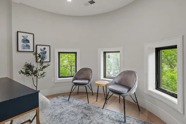 $3,100,000 | 116 Thorndike Street, Unit 2, Brookline, MA 02446