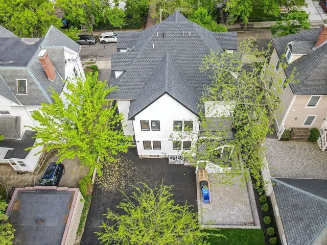 $3,100,000 | 116 Thorndike Street, Unit 2, Brookline, MA 02446