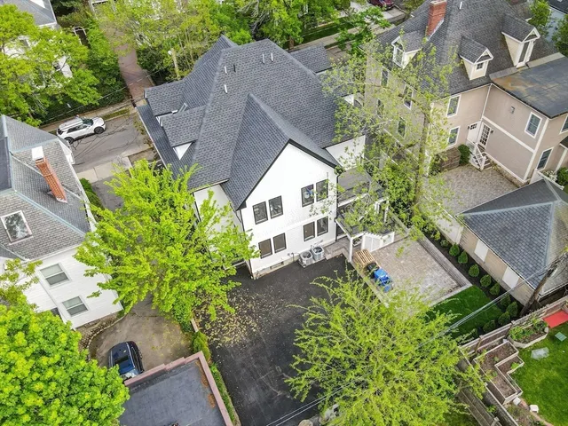 $3,100,000 | 116 Thorndike Street, Unit 2, Brookline, MA 02446