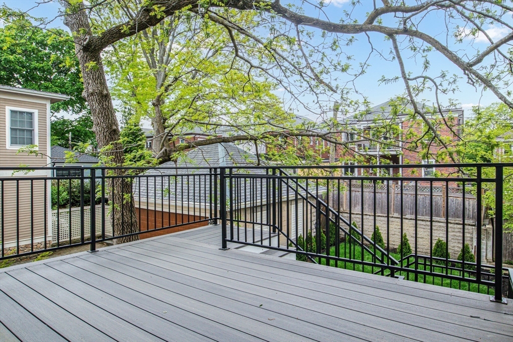 116 Thorndike Street, Unit 2 Brookline, MA 02446 - Photo 32 of 40