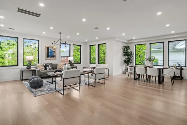 $3,100,000 | 116 Thorndike Street, Unit 2, Brookline, MA 02446