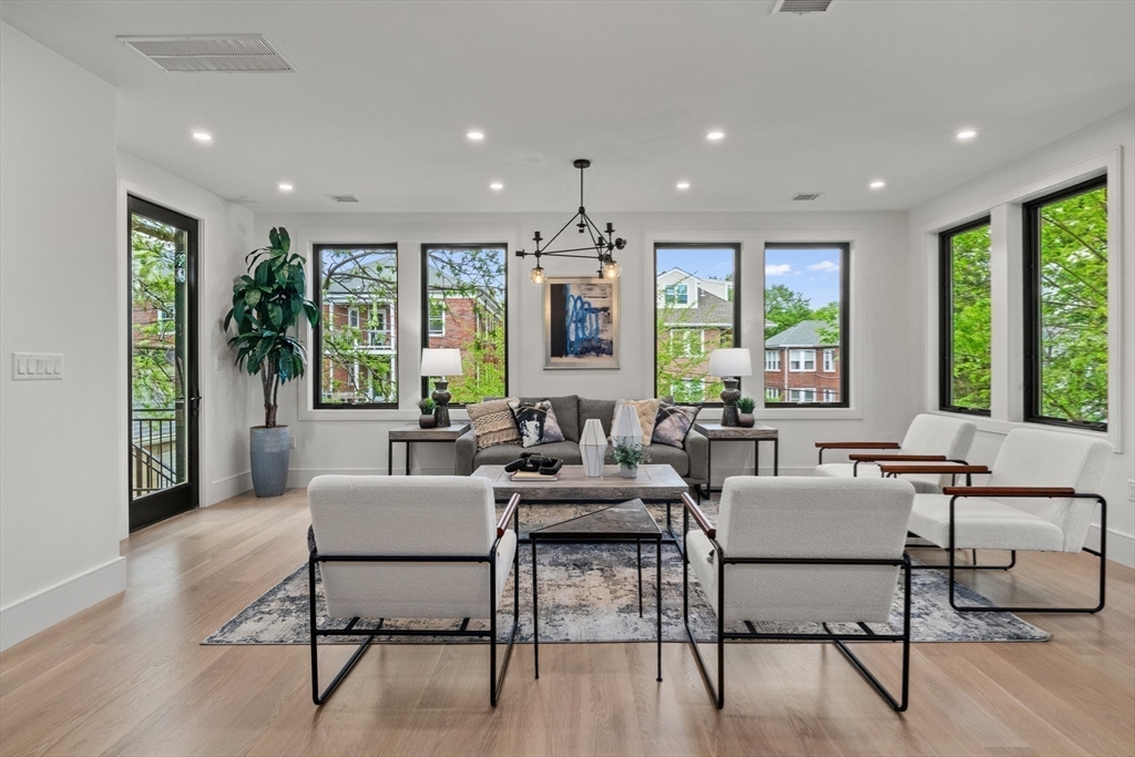 116 Thorndike Street, Unit 2 Brookline, MA 02446 - Photo 7 of 40