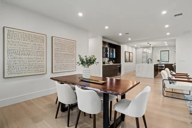 $3,100,000 | 116 Thorndike Street, Unit 2, Brookline, MA 02446