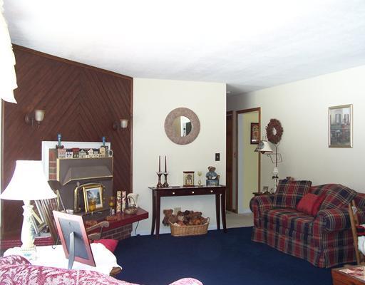374 Kennebec Road Hampden, ME 04444 - Photo 7 of 16 Living Room.