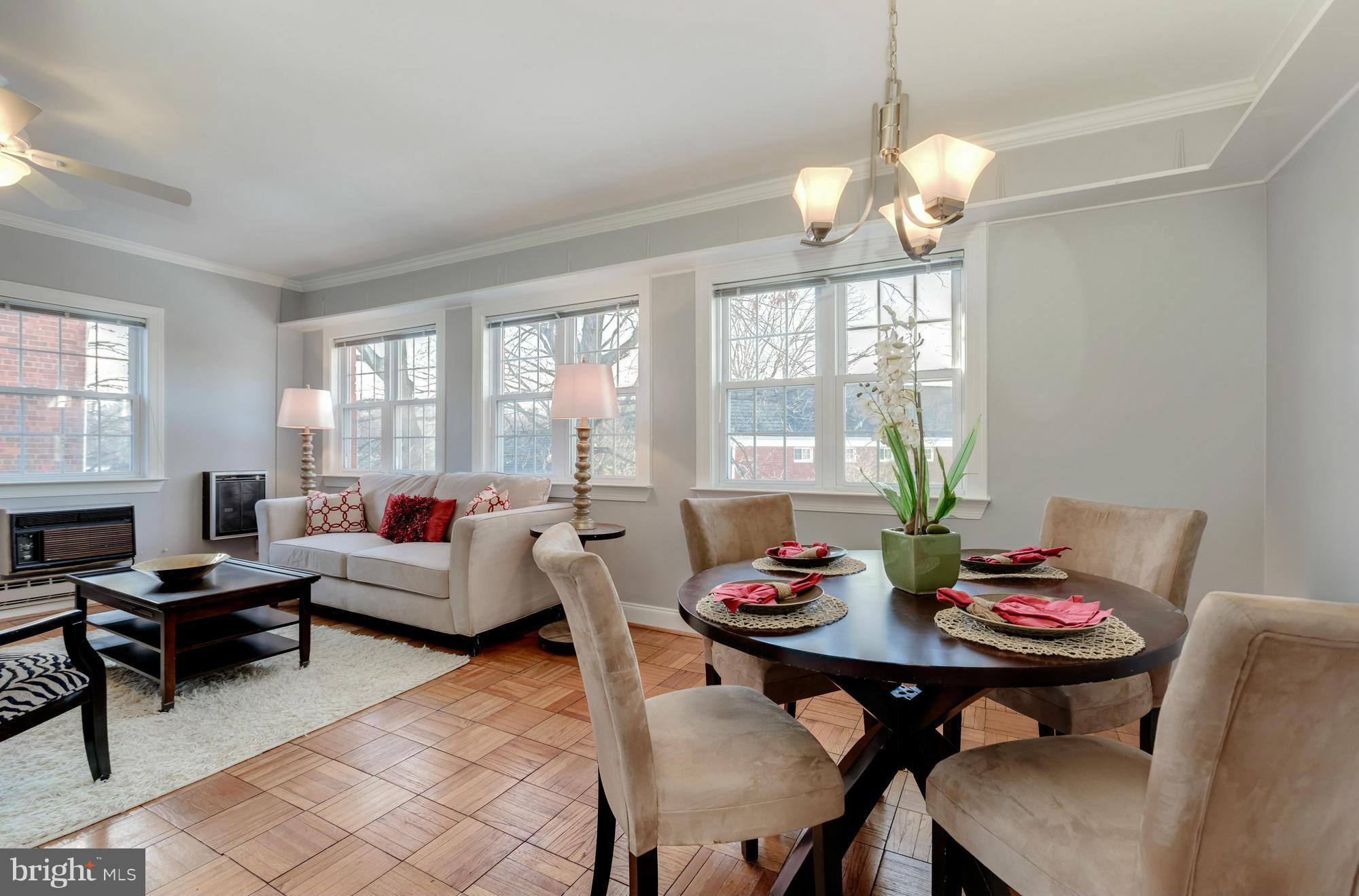 3214 Gunston Road Alexandria, VA 22302 - Photo 5 of 19 Interior (General)