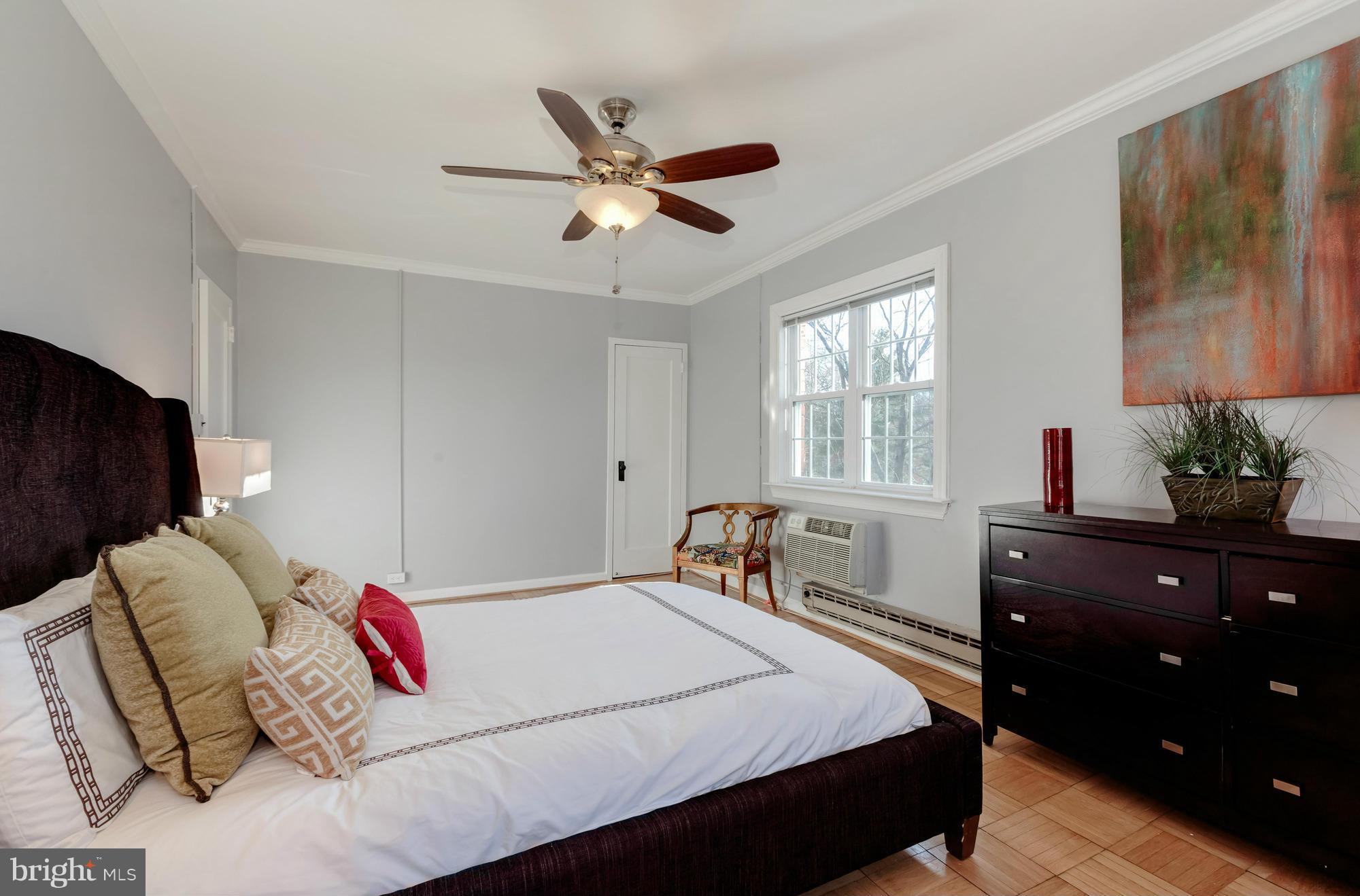 3214 Gunston Road Alexandria, VA 22302 - Photo 10 of 19 Bedroom (Master)