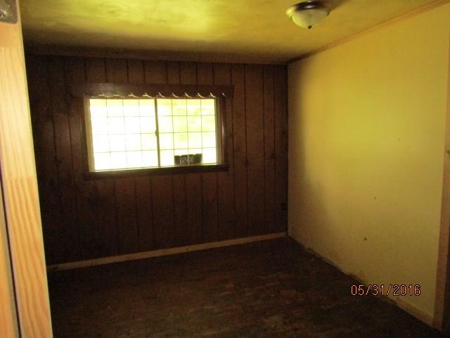 1523 Sugar Loaf Road Markleysburg, PA 15459 - Photo 3 of 14