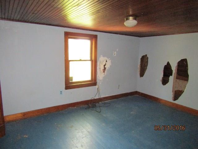 1523 Sugar Loaf Road Markleysburg, PA 15459 - Photo 4 of 14