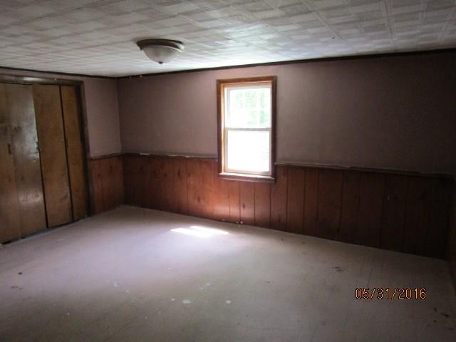 1523 Sugar Loaf Road Markleysburg, PA 15459 - Photo 5 of 14