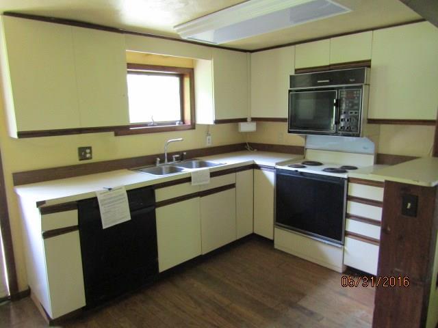 1523 Sugar Loaf Road Markleysburg, PA 15459 - Photo 10 of 14