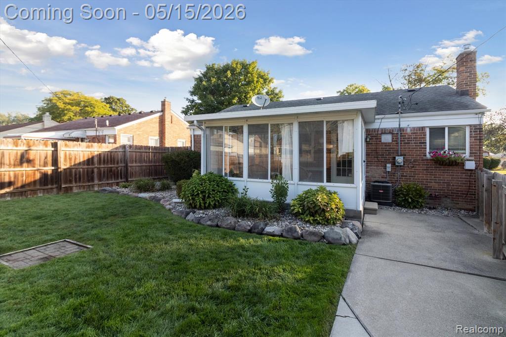 31775 Marblehead Road Farmington, MI 48336 - Photo 18 of 43