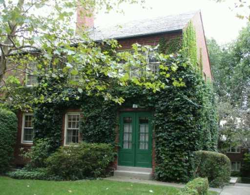 442 Sulgrave Road Pittsburgh, PA 15211 - Photo 1 of 8 Exterior Front.