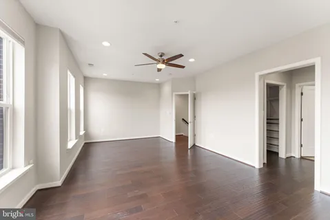 $1,200,000 | 204 Railbender Alley Southeast, Leesburg, VA 20175