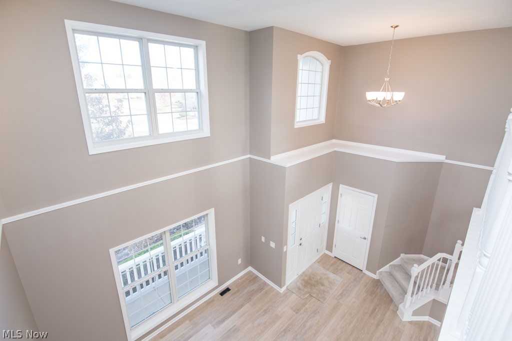 1047 Riviera Way Macedonia, OH 44056 - Photo 17 of 34