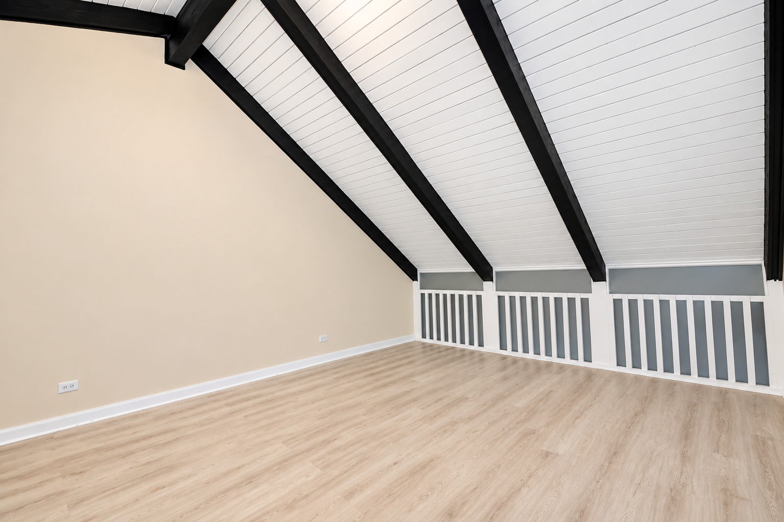 1755 Rand Road, Unit 10 Des Plaines, IL 60016 - Photo 9 of 16 Gallery Image 9