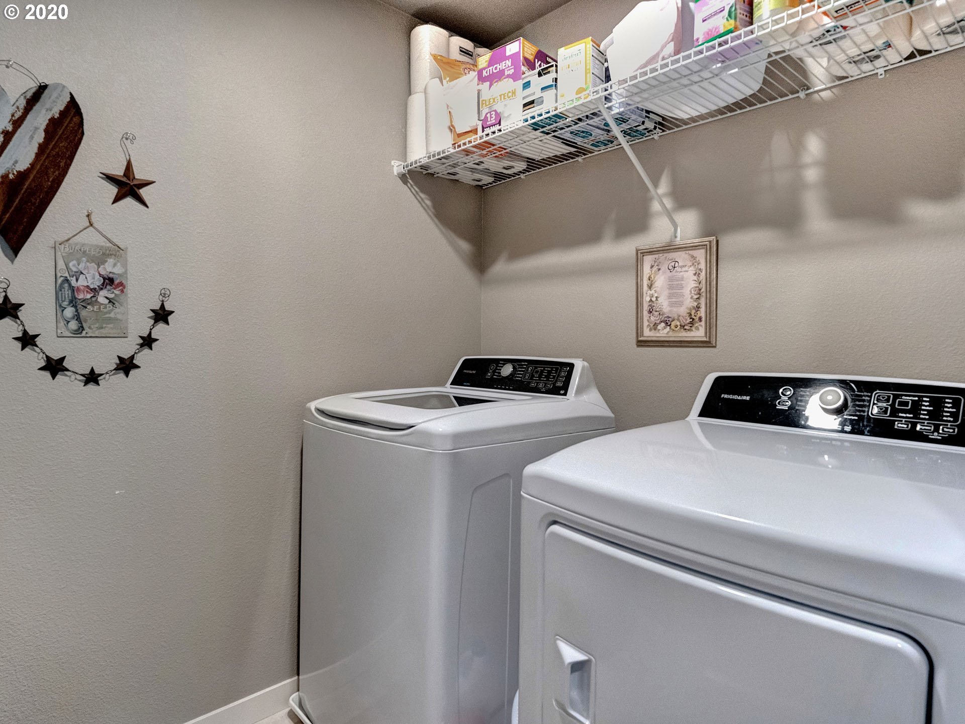17124 Southwest Appledale Road Beaverton, OR 97007 - Photo 16 of 29 Gallery Image 16