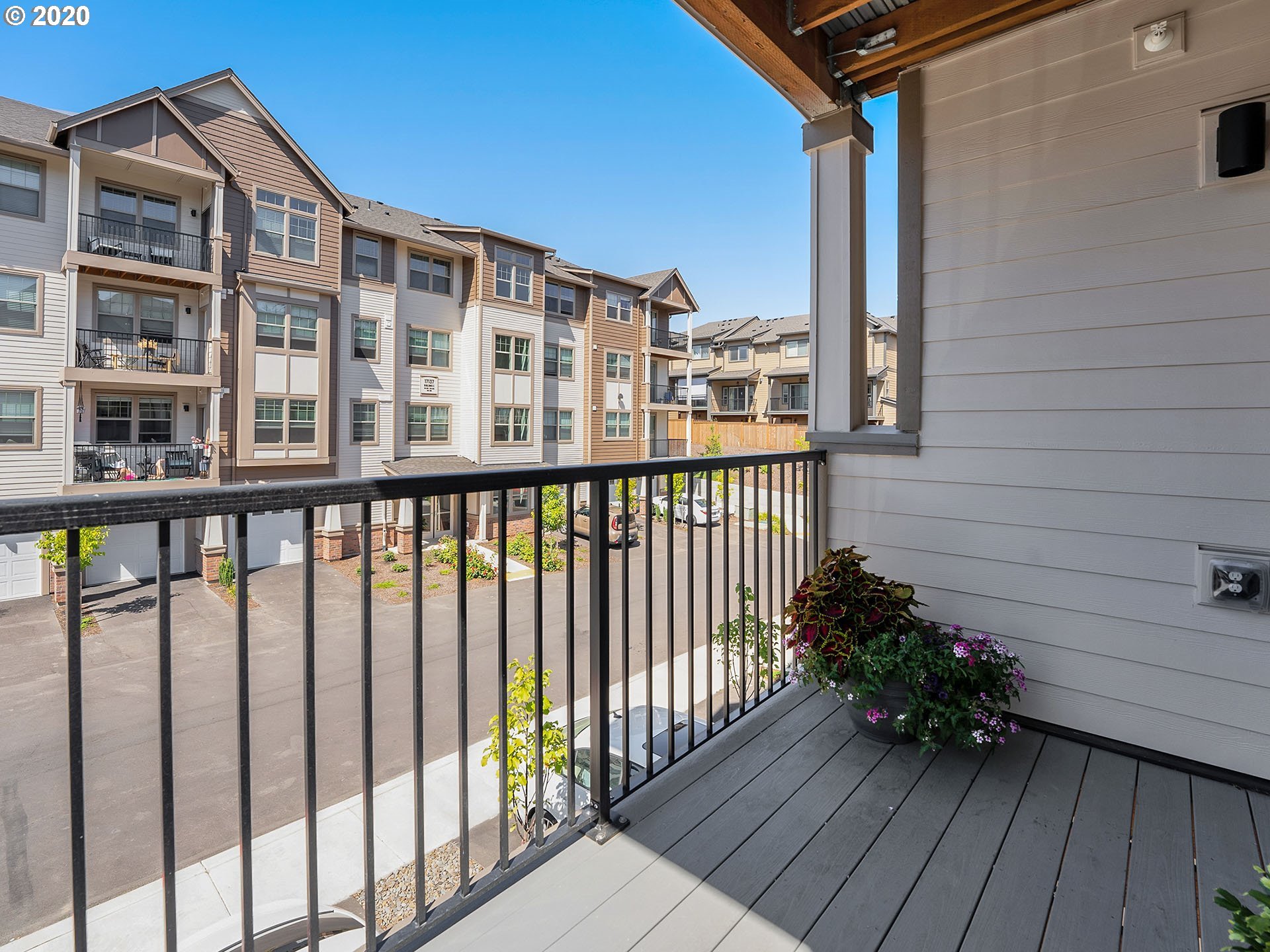 17124 Southwest Appledale Road Beaverton, OR 97007 - Photo 17 of 29 Gallery Image 17