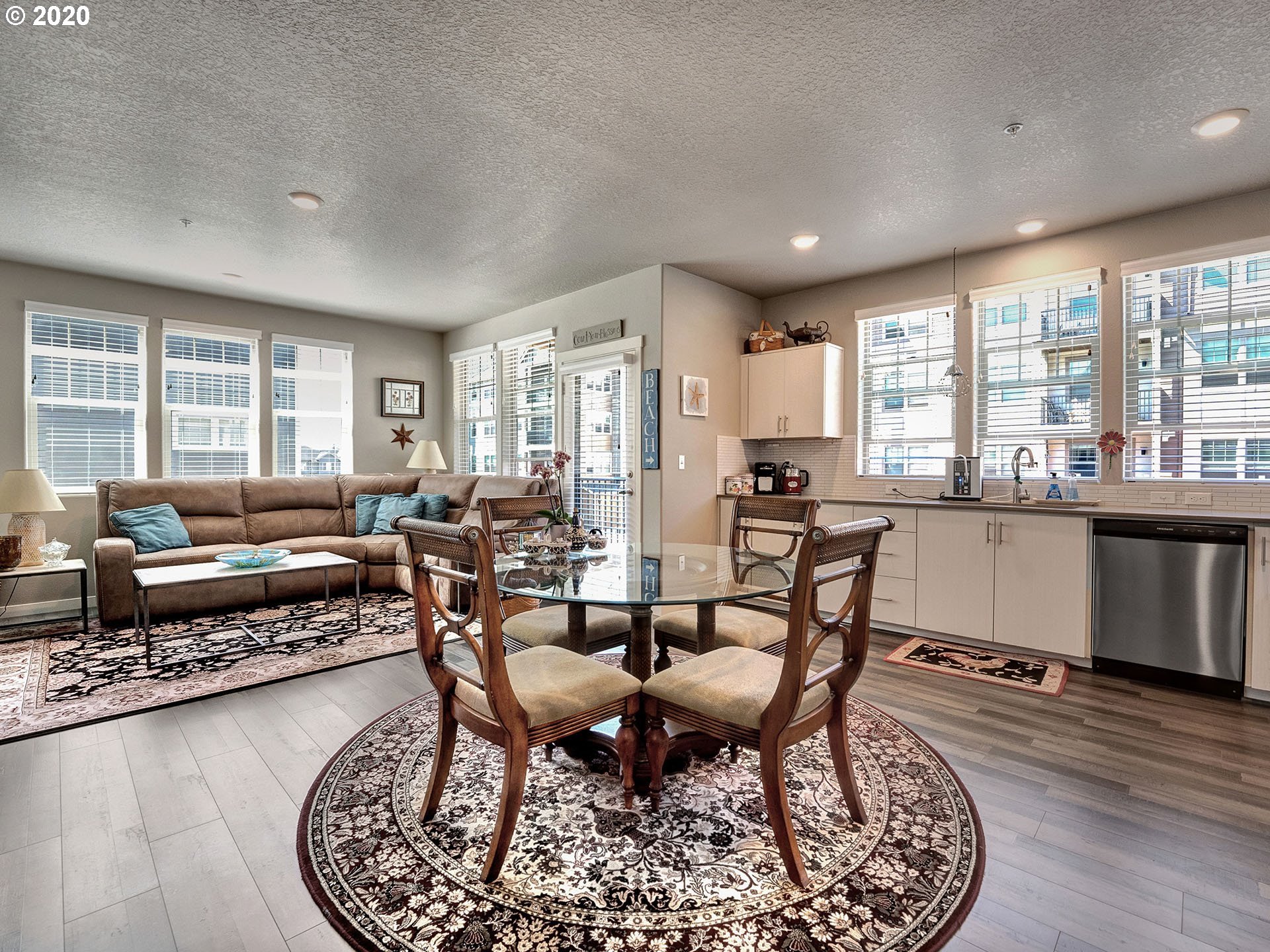 17124 Southwest Appledale Road Beaverton, OR 97007 - Photo 27 of 29 Gallery Image 27